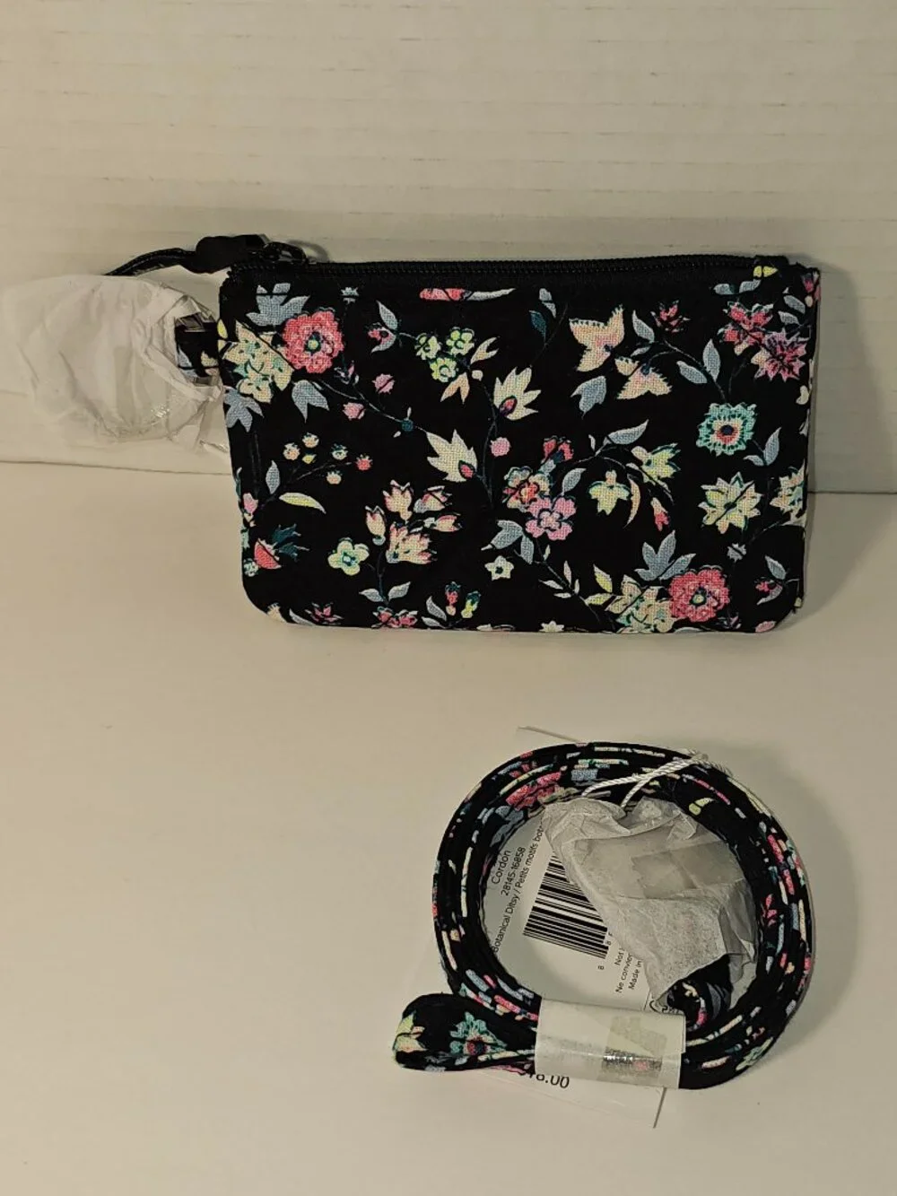 NWT Vera Bradley RFID Deluxe Zip ID Case Lanyard Botanical Ditsy Keychain Wallet